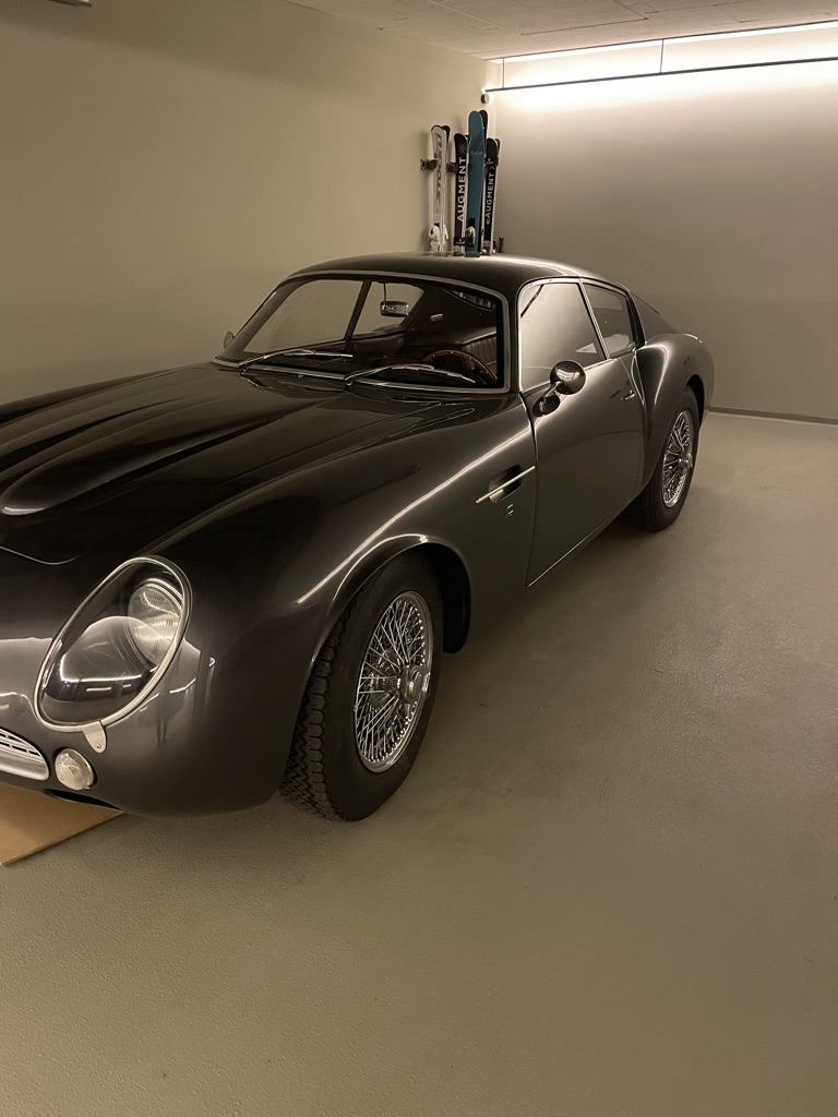 DB4 GT Zagato – 3/4 Frontansicht