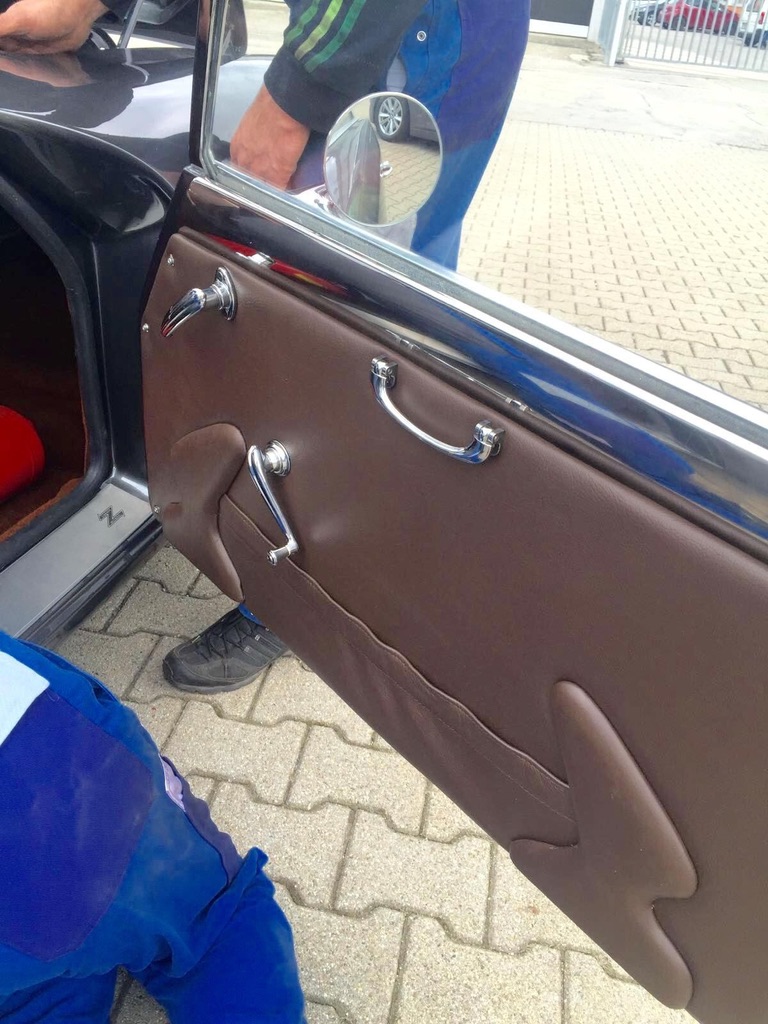DB4 GT Zagato – Türverkleidung